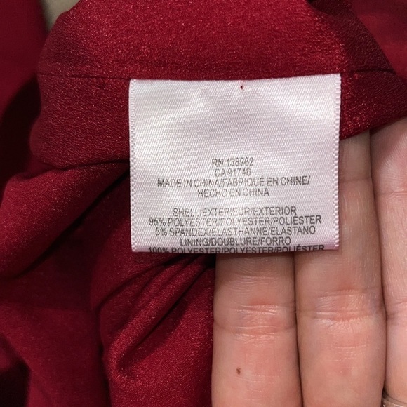 Dress The Population Lyla V-Neck Sleeveless Crepe Sheath Pencil Dress Garnet XXL - Picture 9 of 10